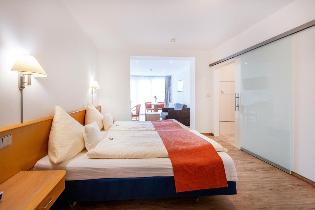 Waldesblick, Hotel-Restaurant Lahr  Екстериор снимка